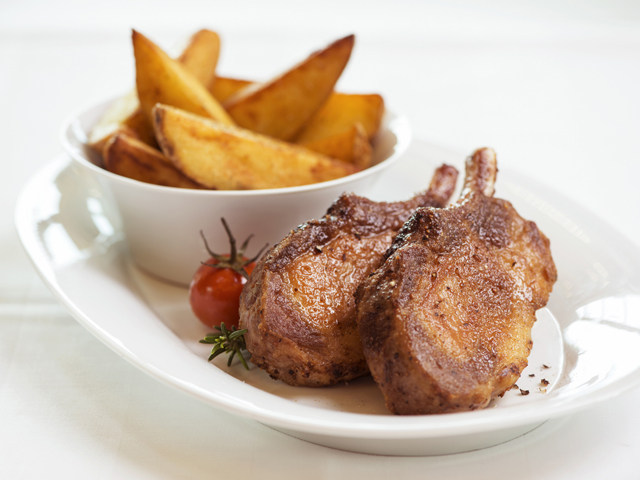 Park Grill – meat and wedges Park Grill – meat and wedges